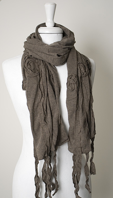Maya - Scarf Frolls and Flowers Taupe
